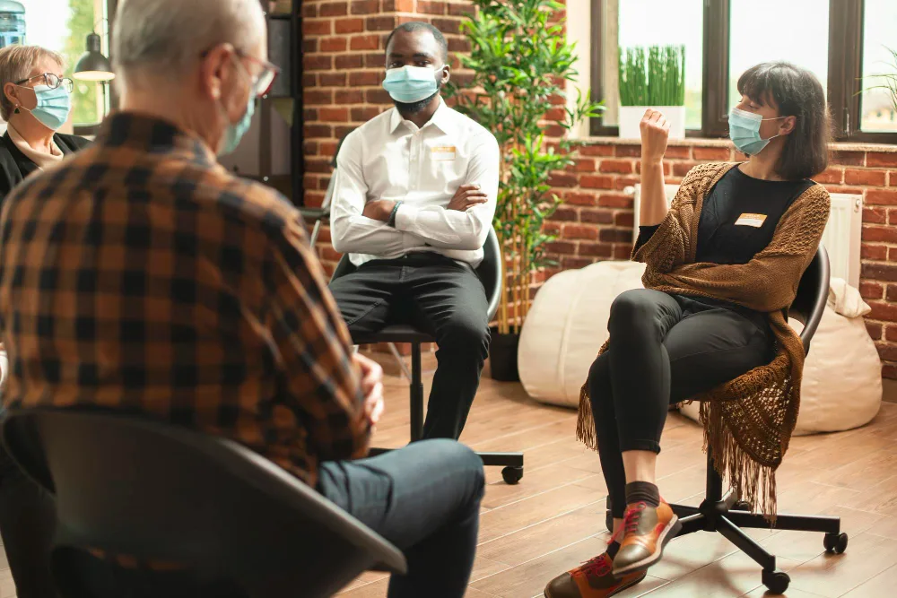 How an Intensive Outpatient Program Bridges the Gap Between Crisis and Confidence